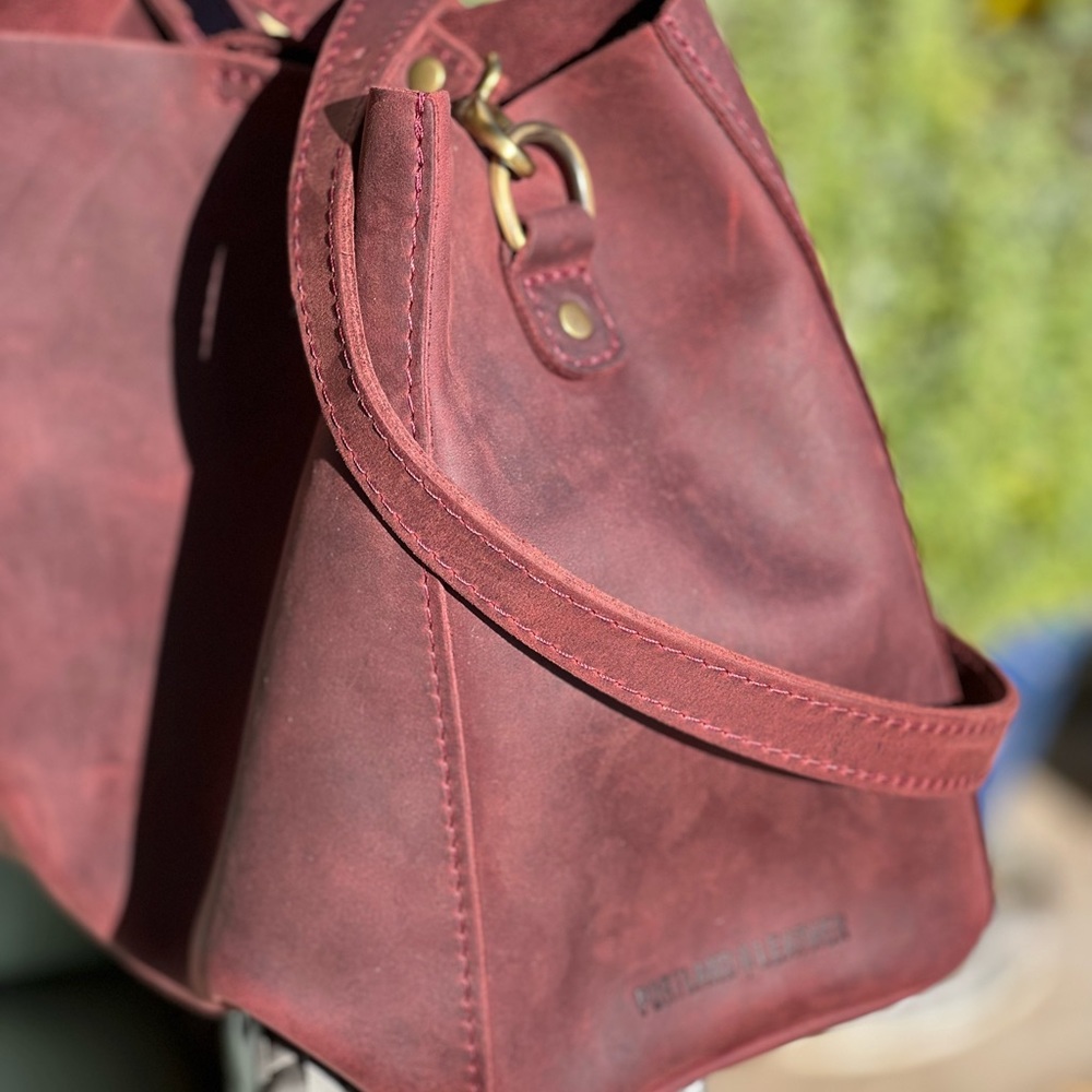 Small PLG butterfly Merlot